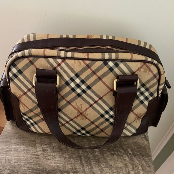 Burberry London Haymarket nova plaid tote handbag - Picture 2 of 11